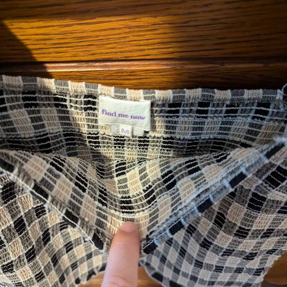 Find Me Now milkmaid Blouse - Picture 2 of 2